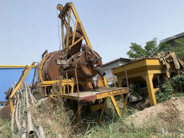 报废公路专项作业车及办公设备一批拍卖